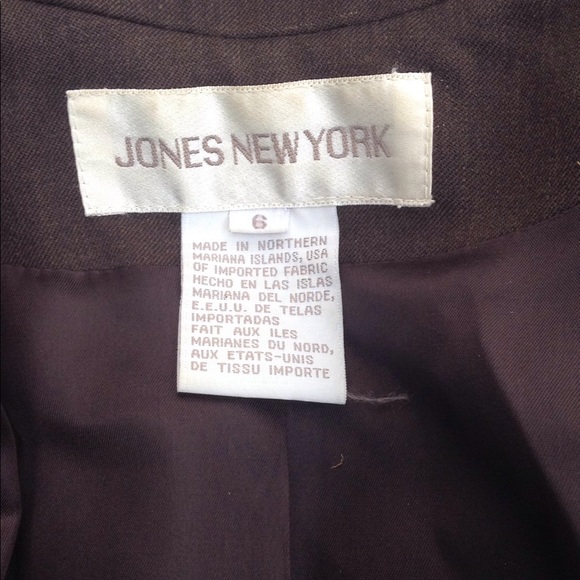 "Jone's New York" Women's Suit Jacket! - Picture 3 of 3
